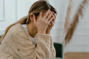 Gedanken beobachten befreit dich von Leid